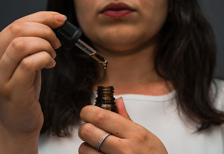 Drops vs. Capsules – Finding Your Fit